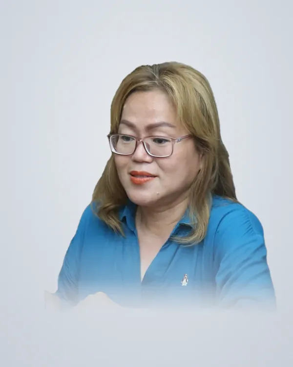 Foto Silvia Kowanda, Manajer Gudang